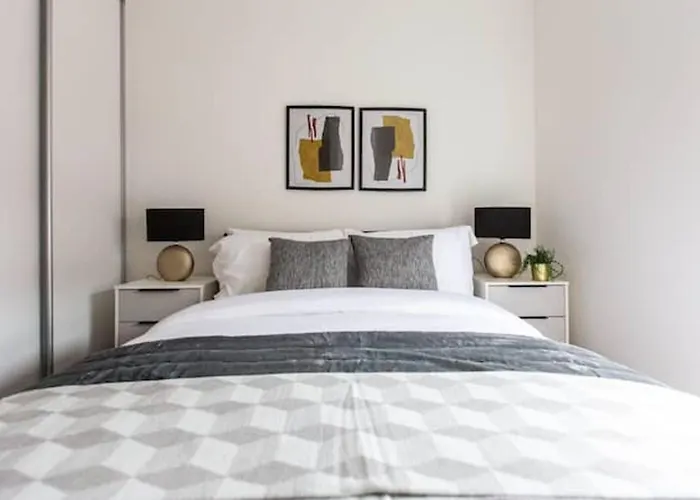 Staycay - Modern 1-bed In Centre
