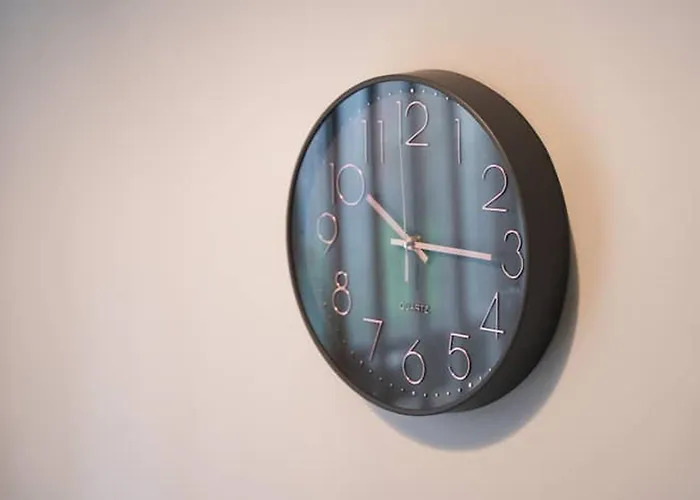 Staycay - Modern 1-bed In Centre Apartment