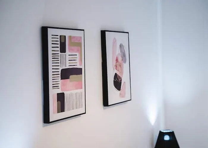 Staycay - Modern 1-bed In Centre דירה