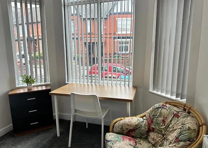 Daisybank Co-living - Private Self-cater *