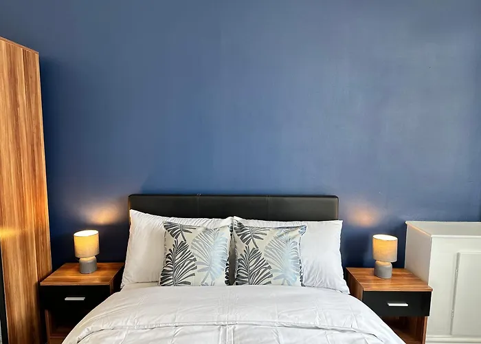 Daisybank Co-living - Private Self-cater *