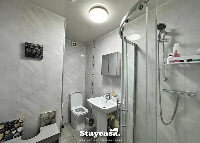 Spacious 5br In Leafy Withington - 19677 * Manchester