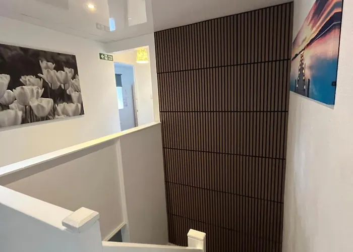 5 Bedrm Hse! Ev! & Nr Citycentre! Manchester