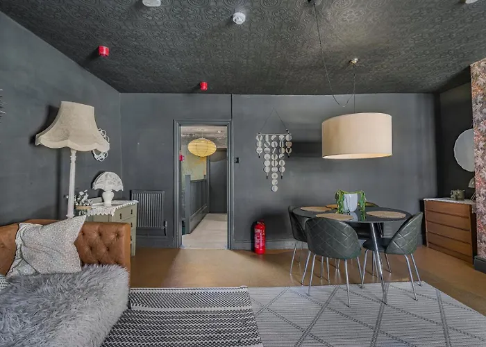 Guestready - Rose And Monkey Отель