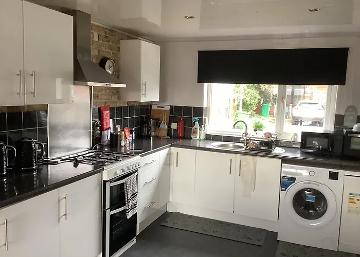 Nyaraló 5 Bedrm Hse! Ev! & Nr Citycentre! Manchester