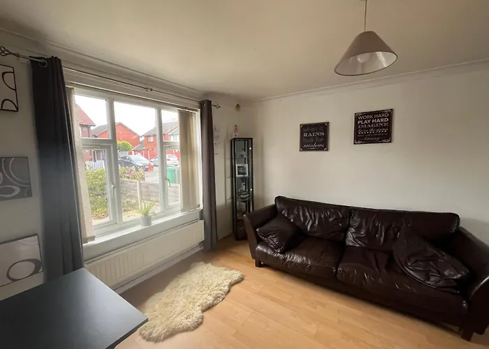 5 Bedrm Hse! Ev! & Nr Citycentre! * Manchester