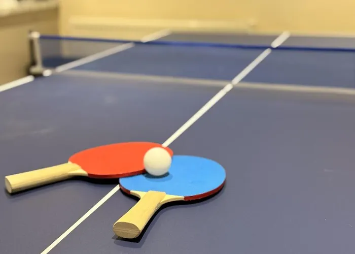 Spacious 3-bed House With Private Yard * مانشستر