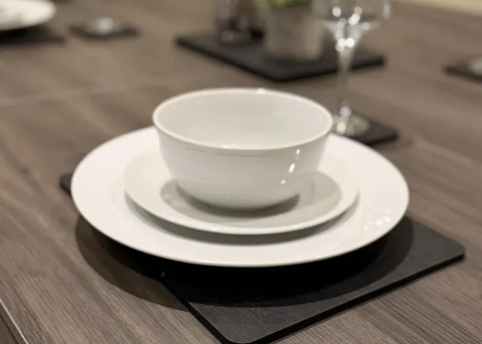 Spacious 3-bed House With Private Yard *