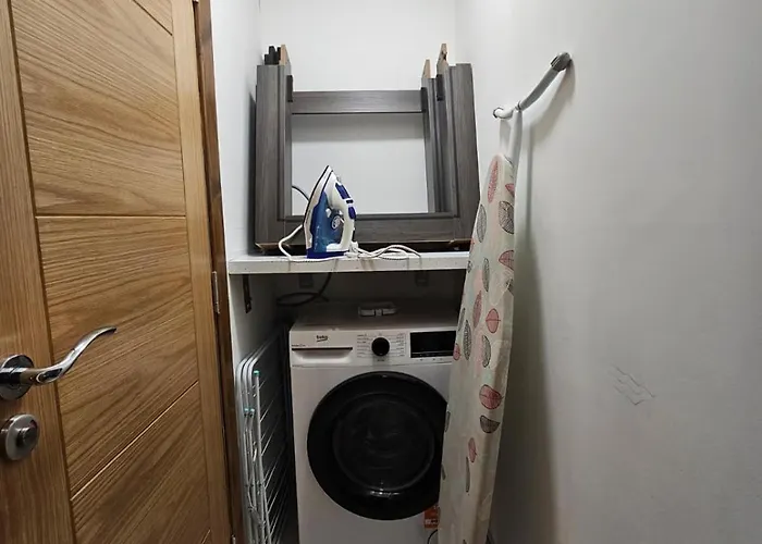 Tatil Evi Near Old Trafford Modern 4br House For 7 Guests Manchester