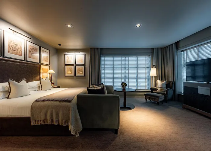 Dakota 5* Manchester