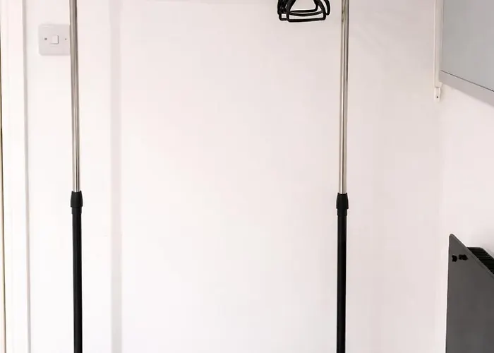 Modern With Private Entrance Pensión Mánchester