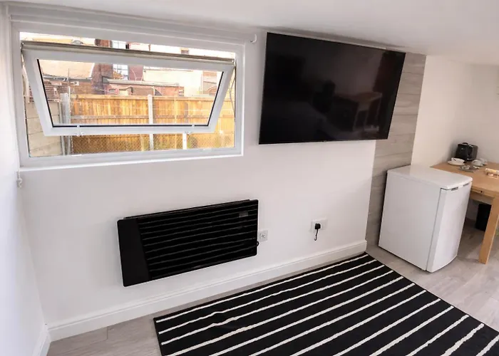 Modern With Private Entrance *