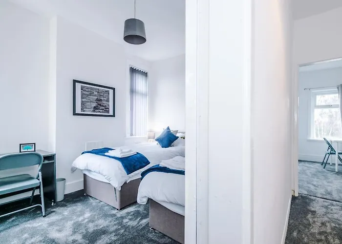 Vakantiehuis Fun & Spacious 3Bed L Pool Table & Pingpong Table *