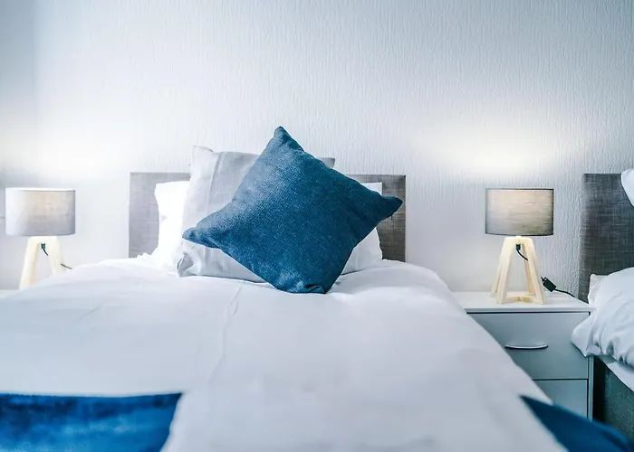 Fun & Spacious 3Bed L Pool Table & Pingpong Table Casa vacanze *