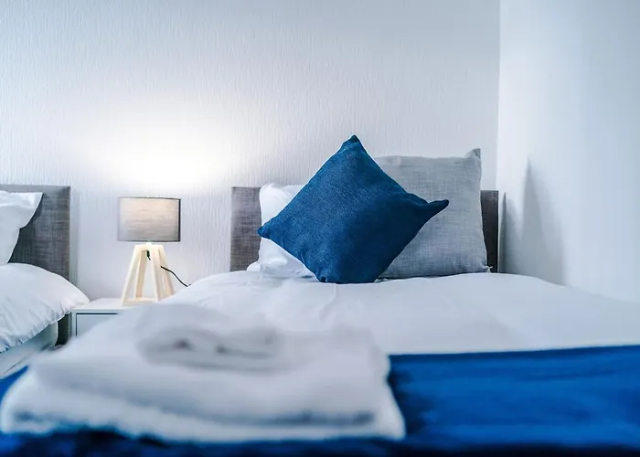 Vakantiehuis Fun & Spacious 3Bed L Pool Table & Pingpong Table