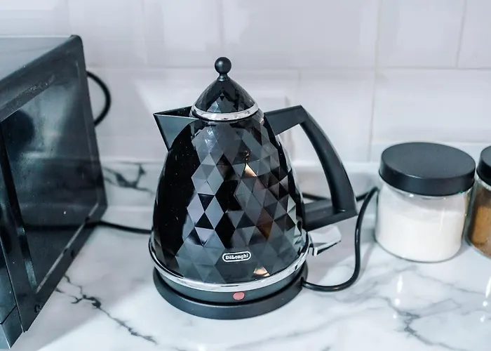 Fun & Spacious 3Bed L Pool Table & Pingpong Table Casa vacanze