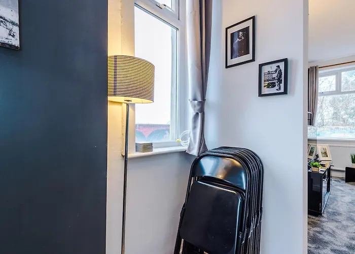 Fun & Spacious 3Bed L Pool Table & Pingpong Table Casa vacanze *