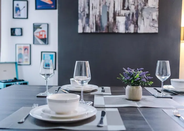 Casa vacanze Fun & Spacious 3Bed L Pool Table & Pingpong Table Manchester