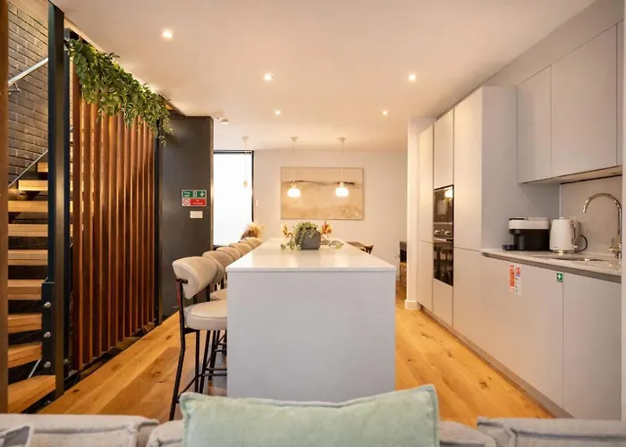 بيت للعطل West Townhouse By Casacity