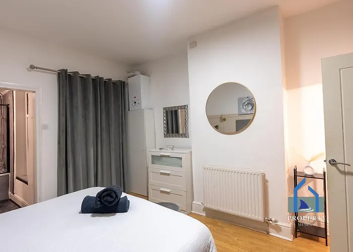 Traditional Home-games Room-free Parking *