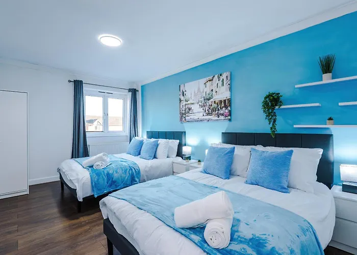 New Spacious House, Pool Table, Driveway Parking And Ps4 Ferienhaus