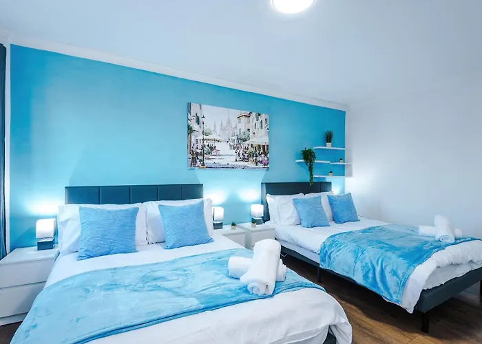 New Spacious House, Pool Table, Driveway Parking&ps4 * Mánchester