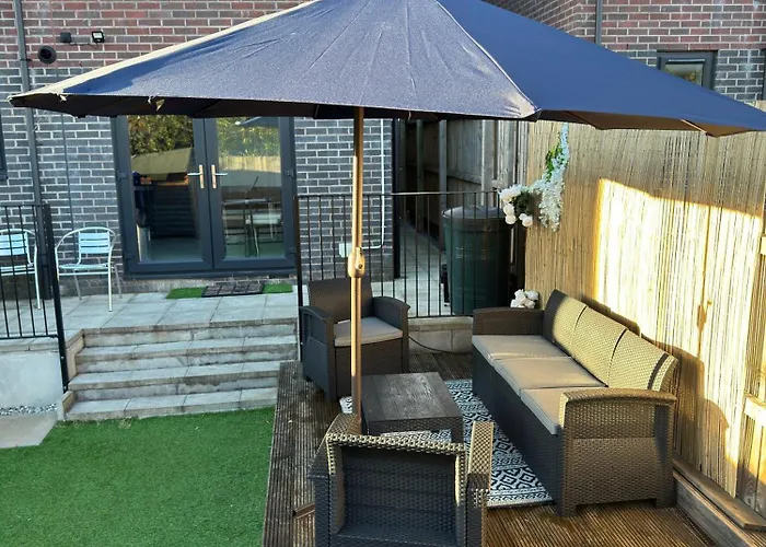 Stylish5 Bed By Etihad And Coop Live