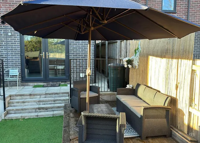 Сasa de vacaciones Stylish5 Bed By Etihad And Coop Live Mánchester