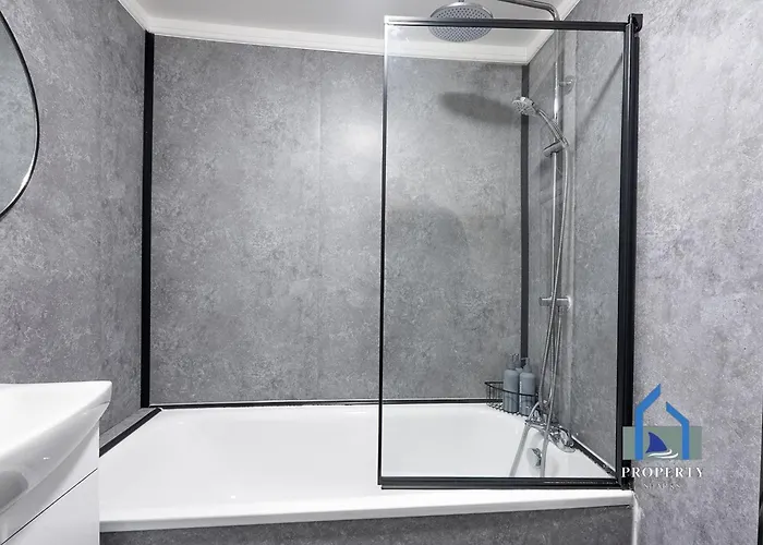 Сasa de vacaciones Modern Townhouse-free Parking-game Room-w-ifi