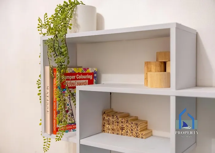 Modern Townhouse-free Parking-game Room-w-ifi