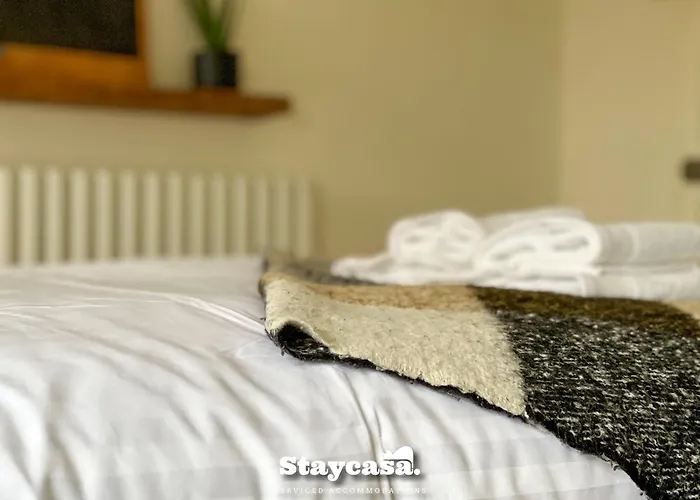 펜션 Stylish Interior Cosy Haven - On-street Parking 맨체스터