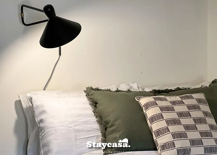 펜션 Stylish Interior Cosy Haven - On-street Parking 맨체스터