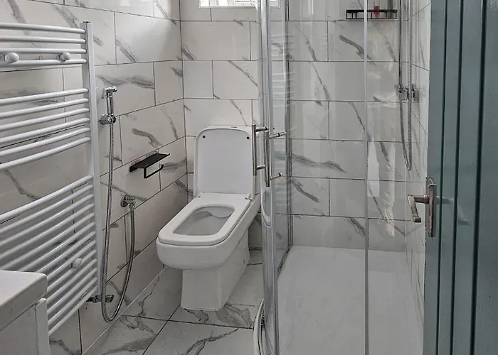 Selvedge Hideout 5Min To City With Street… - 20031 *