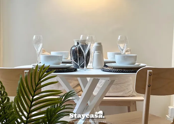 Сasa de vacaciones Stylish Interior Cosy Haven - On-street Parking