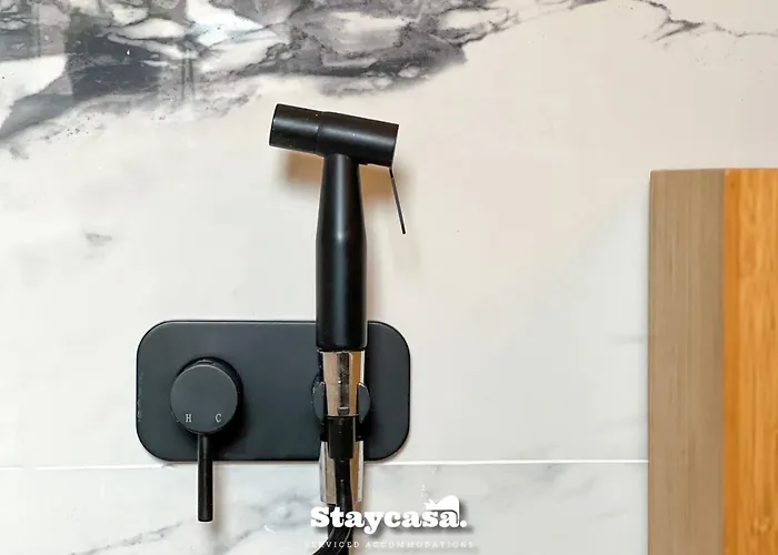 Stylish Interior Cosy Haven - On-street Parking * Manchester