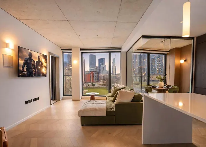 Tranquil Luxury Suite 2Br City Views Apartamento *