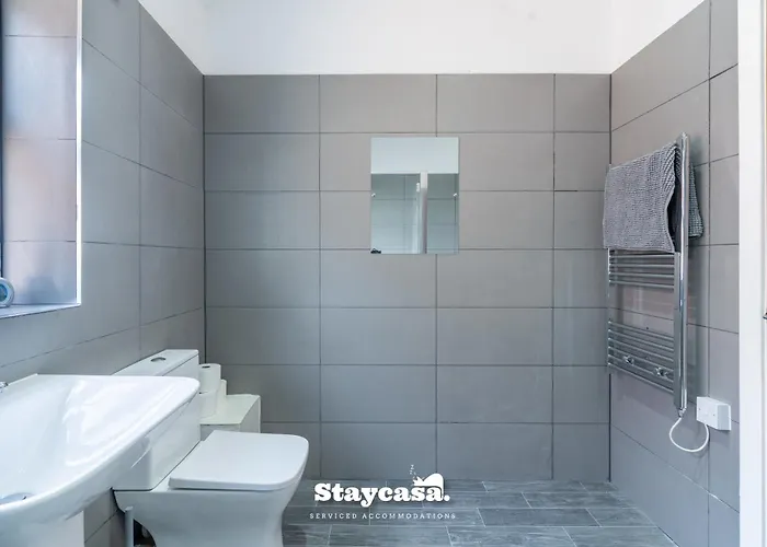 Casa Cove 2f Flat Free Parking - 5min To Hospital Apartamento Mánchester