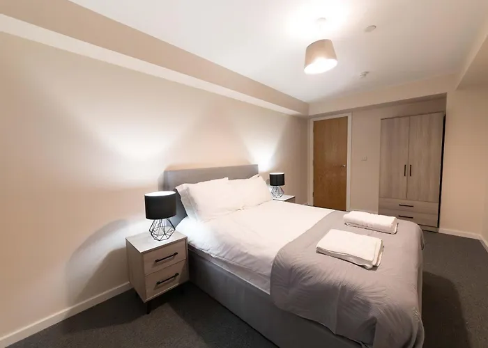 Appartamento Spacious & Contemporary 2 Bed *