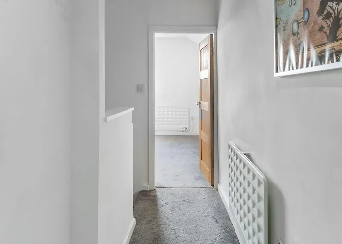 Casa Cove 2f Flat Free Parking - 5min To Hospital *