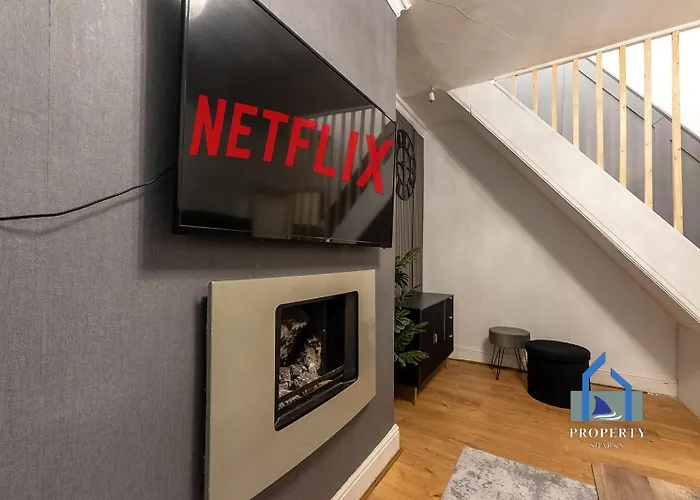 Traditional Home-games Room-free Parking *