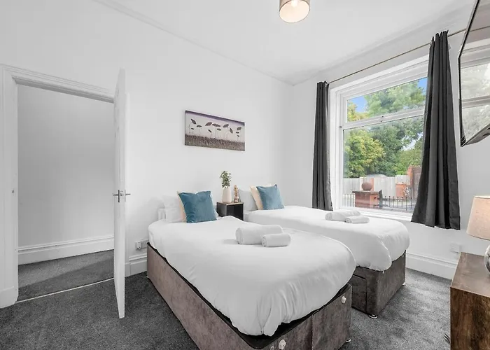 Group - Access To Central, Coop, Etihad