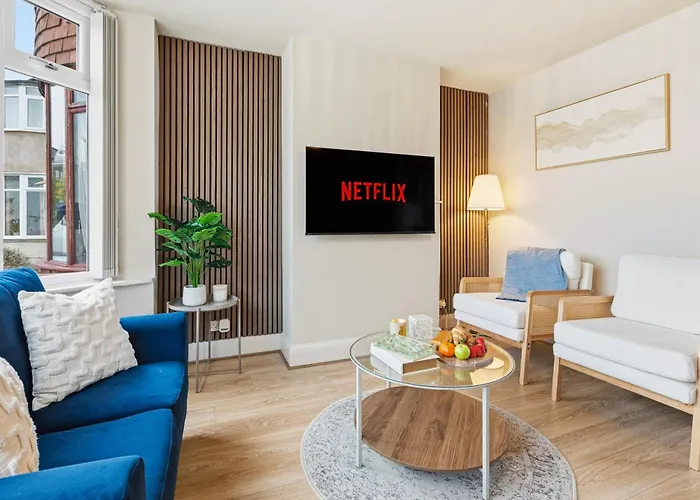 3br Near Co-op Live Etihad Long Short Welcome Parking Manchester