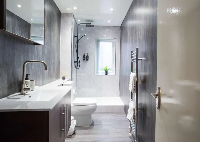 Awhile - 3-bed Townhouse Northern Quarter *