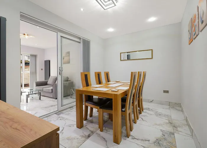 Сasa de vacaciones Stylish With Free Parking And Easy Access