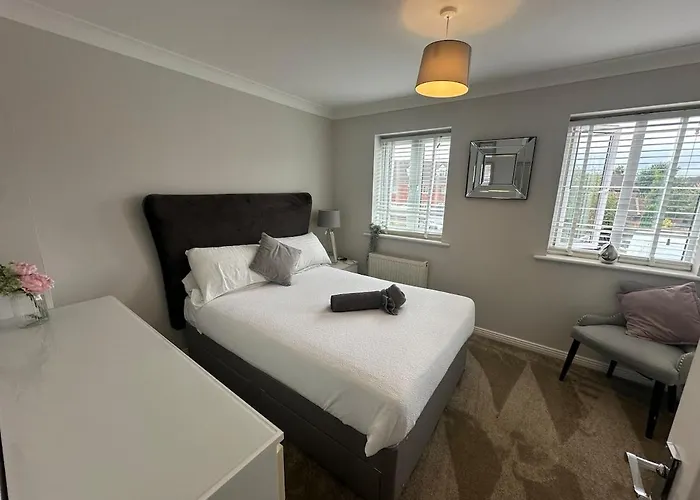 Stretford 4 Bed Townhouse M32 Mánchester