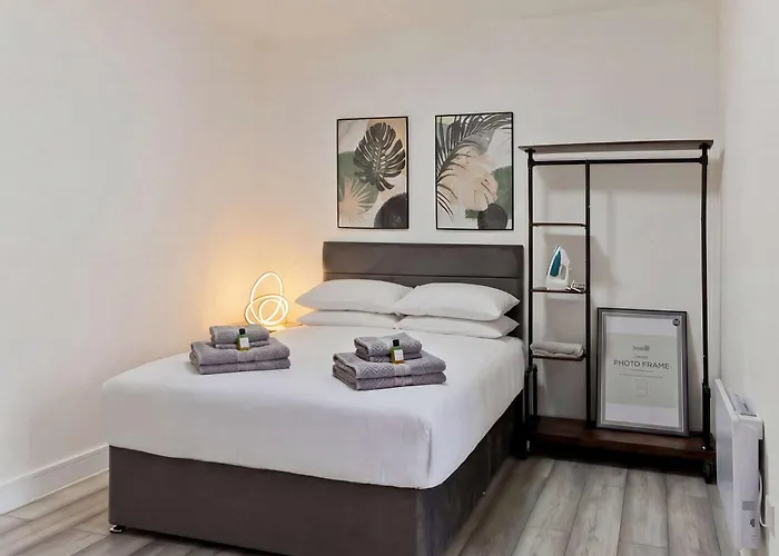 Spacious 5br House Near Centre *