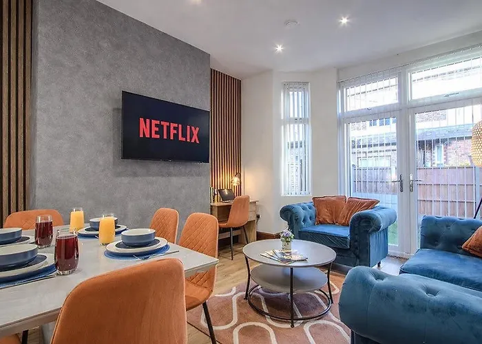 Spacious Home, Contractor Stay, Prime Location بيت للعطل *