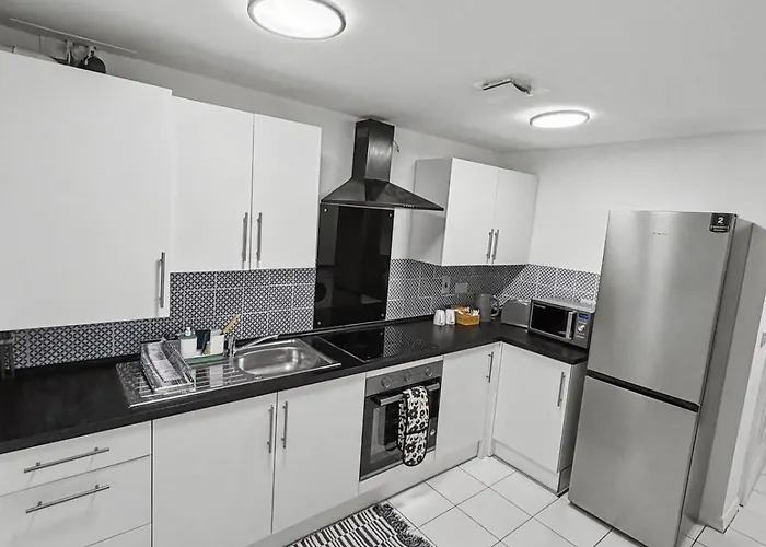 Entire Sleeps 5 Guest 5 Mins Frommcr Feriehus Manchester