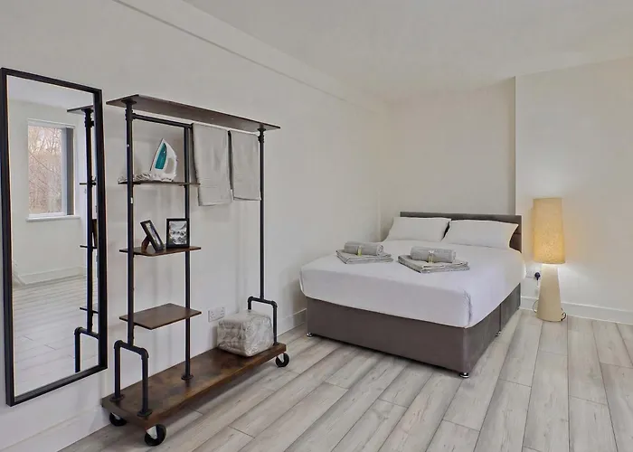 Spacious 5br House Near Centre Сasa de vacaciones Mánchester