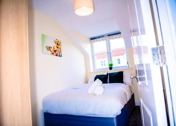 House - Sleeps 7 - Parking - 10min Drive To Centre Semesterbostad Manchester